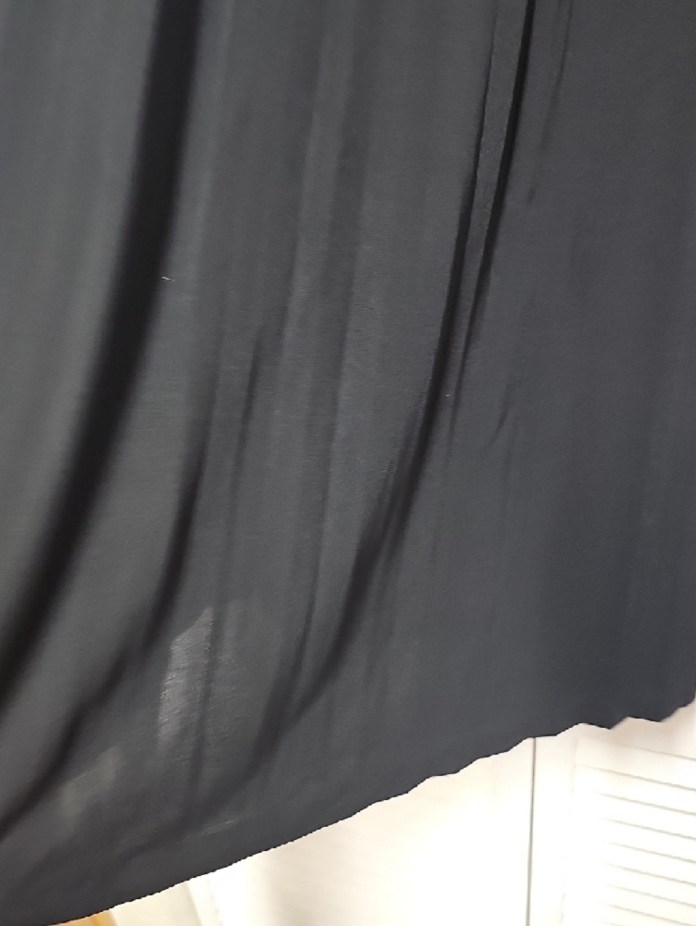 EUV Vintage GAP Black Pleated Flowing A-Line Light Weight Skirt Sz M - Picture 7 of 7